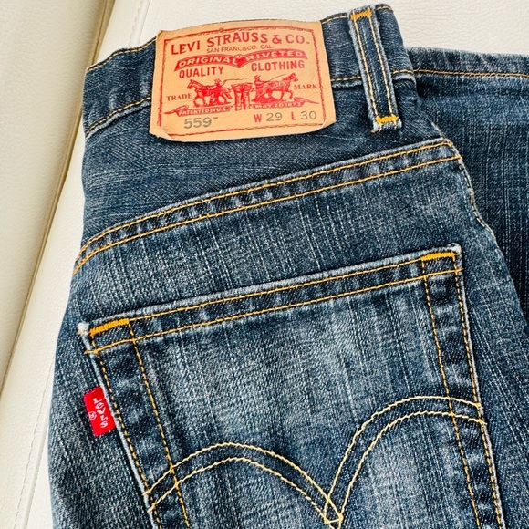 Levi's Dark Blue Denim Jeans for men size waist 29 length 30 GUC - Picture 2 of 6